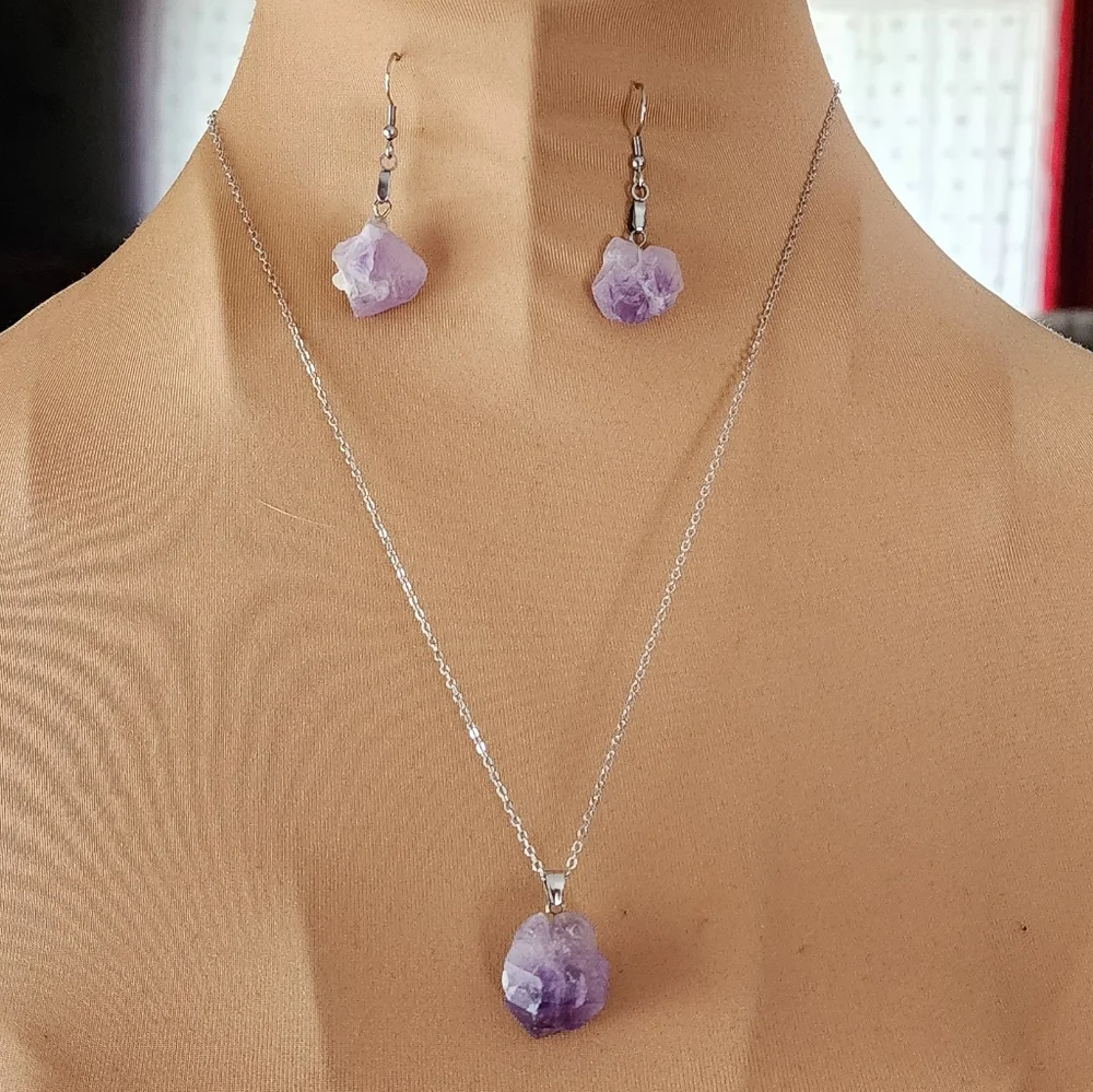 Rough Synthetic Amethyst Pendant‎ and Earrings Set